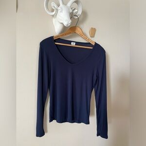 Sunday Best V-neck Long-sleeve
